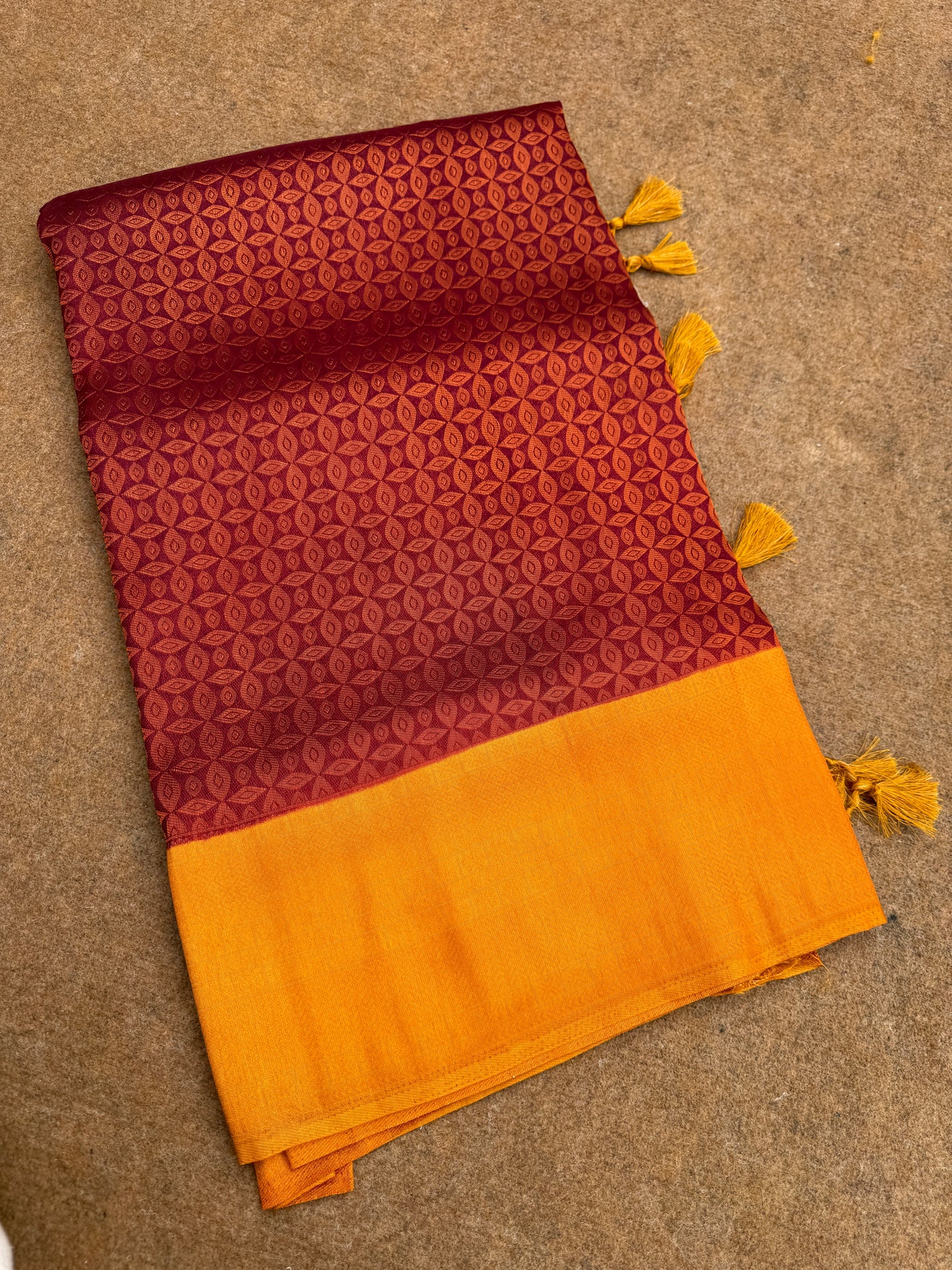 Kubera pattu silk saree. KP105