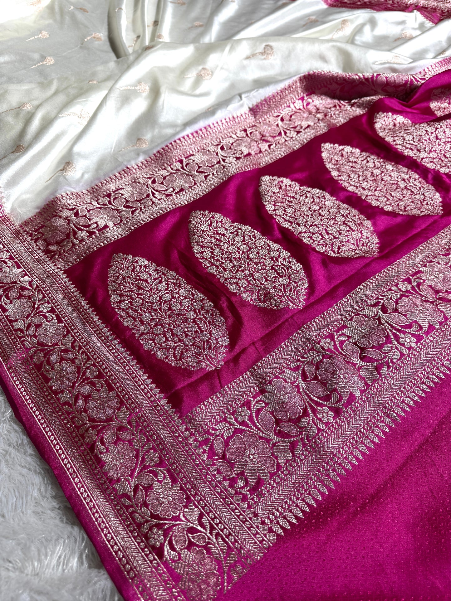 Rani pink off white premium Banarasi Mashru katan silk saree MK218