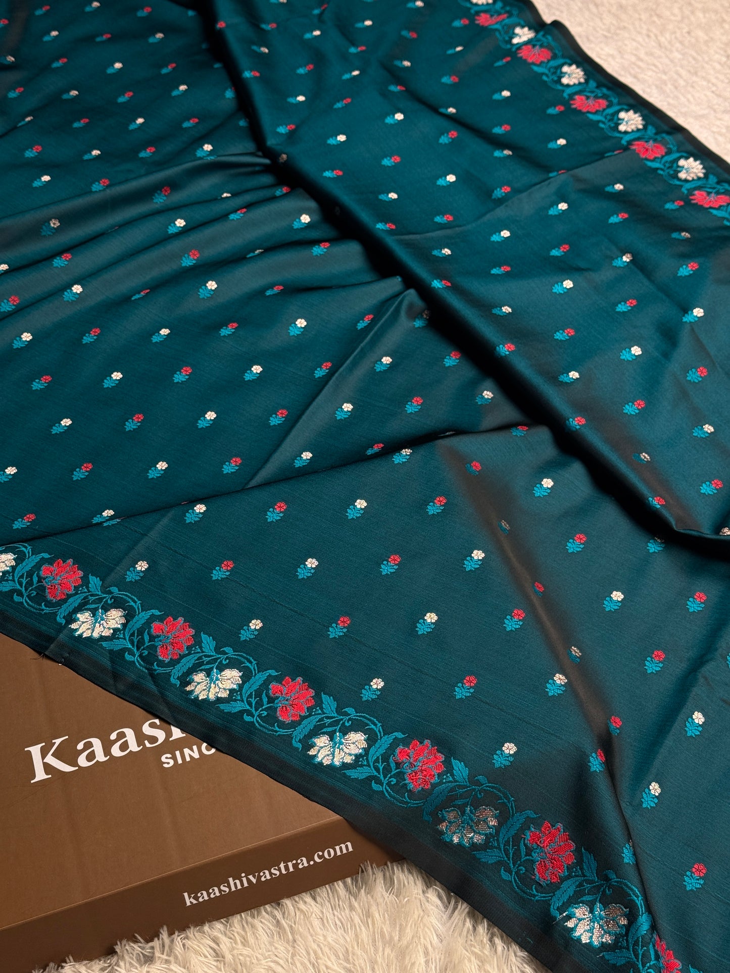 Rama green colour premium Banarasi Mashru katan silk saree MK237
