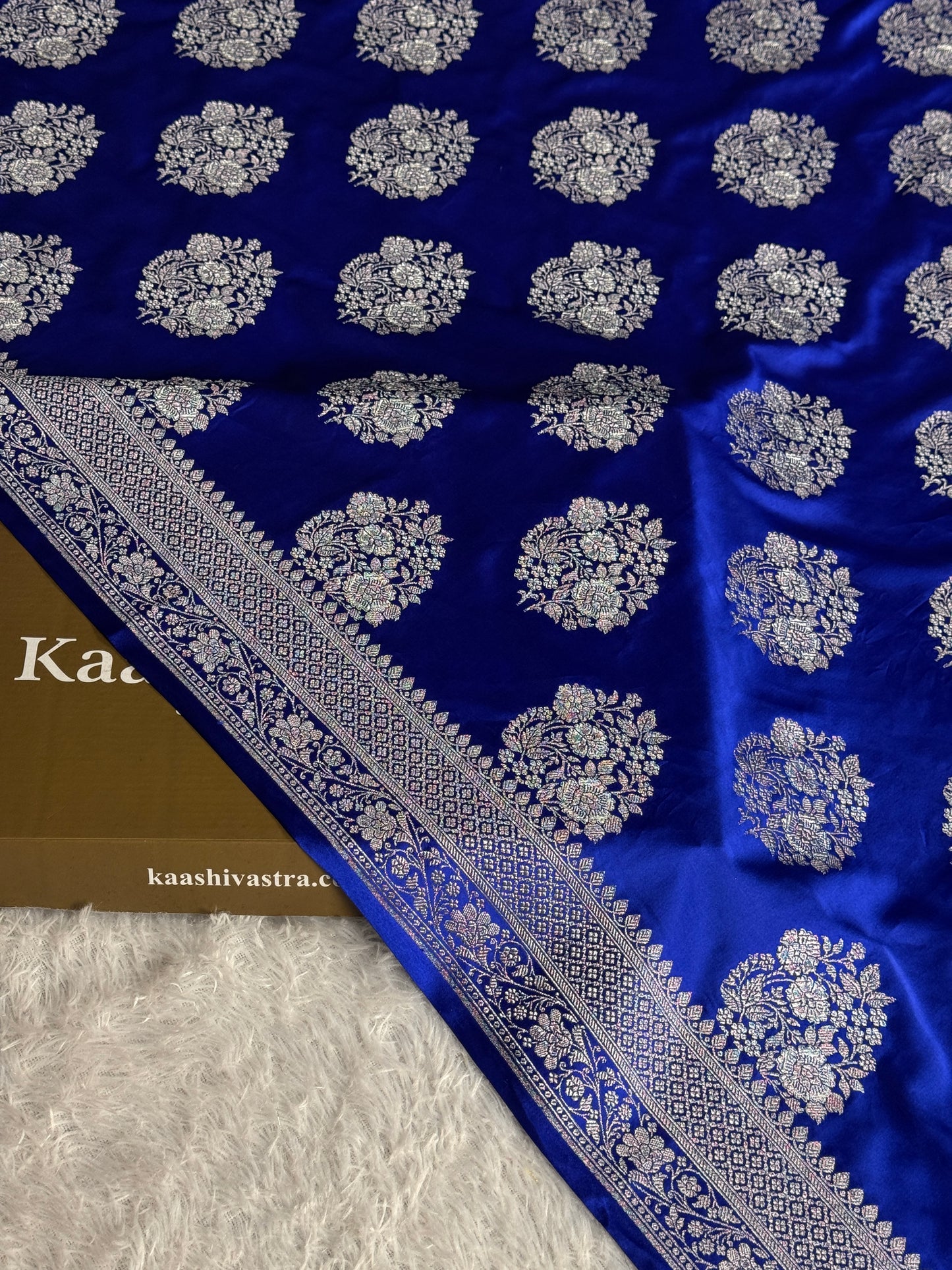 Royal blue colour premium Banarasi Mashru katan silk saree MK310