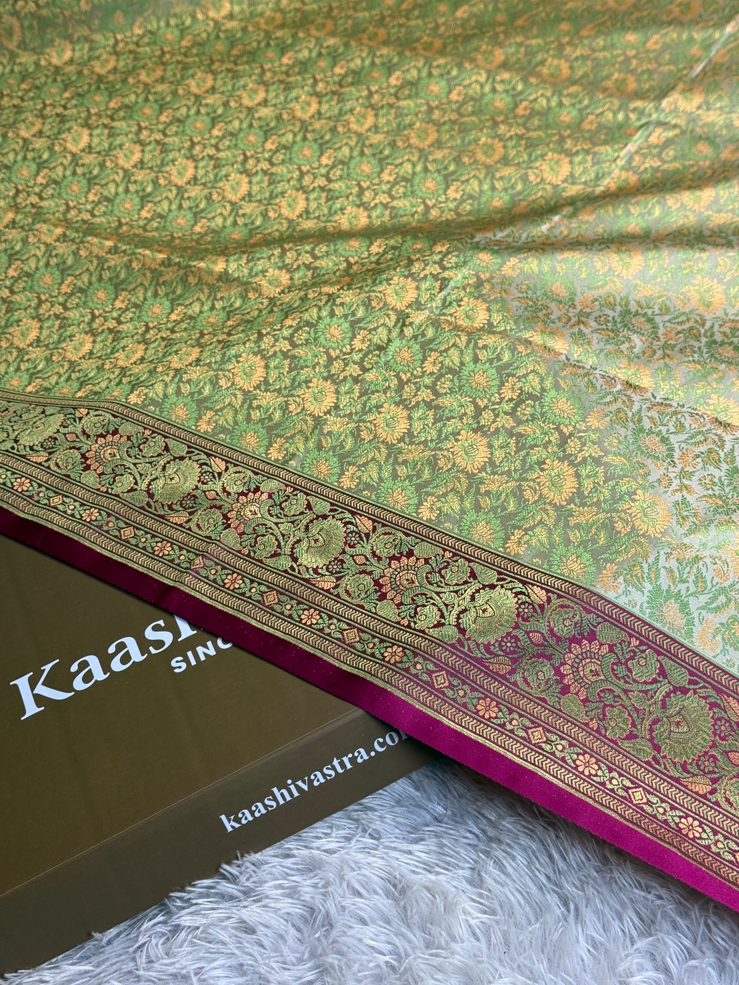 Pista color premium Banarasi katan jamawar tanchui silk saree JKT101