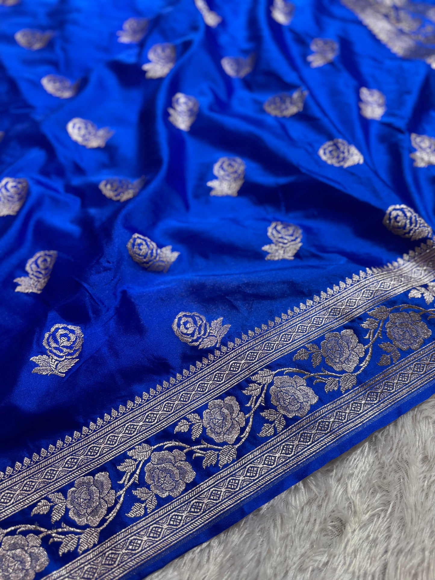 Royal blue premium Banarasi Mashru katan silk saree MK156