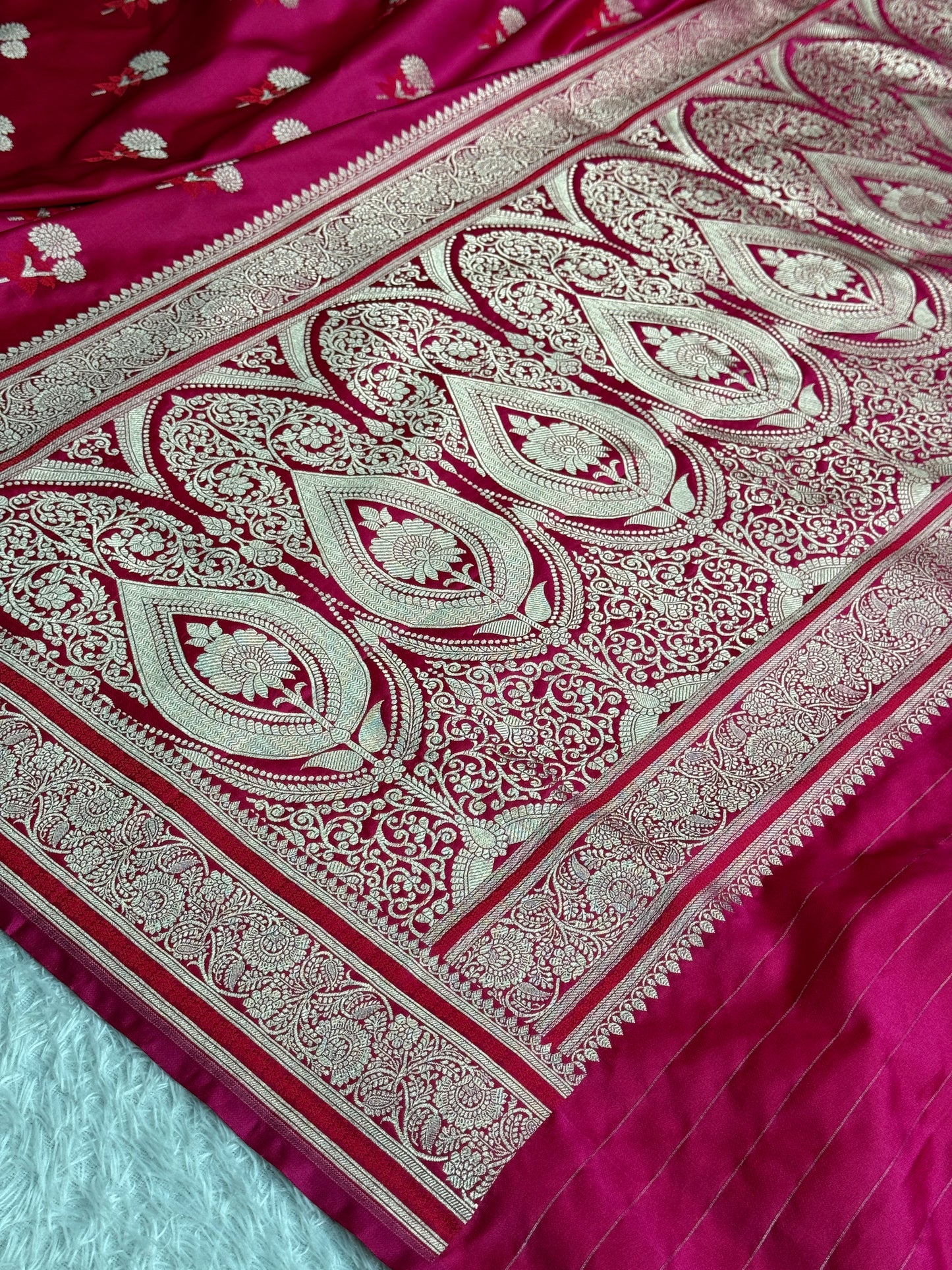 Hot pink colour premium Banarasi Mashru katan silk saree MK324