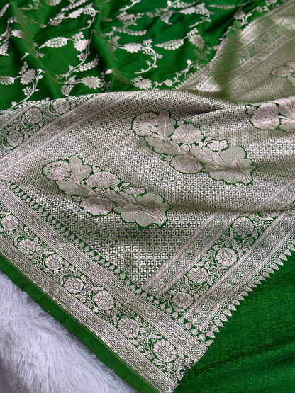 Green premium Banarasi Mashru katan silk saree MK180