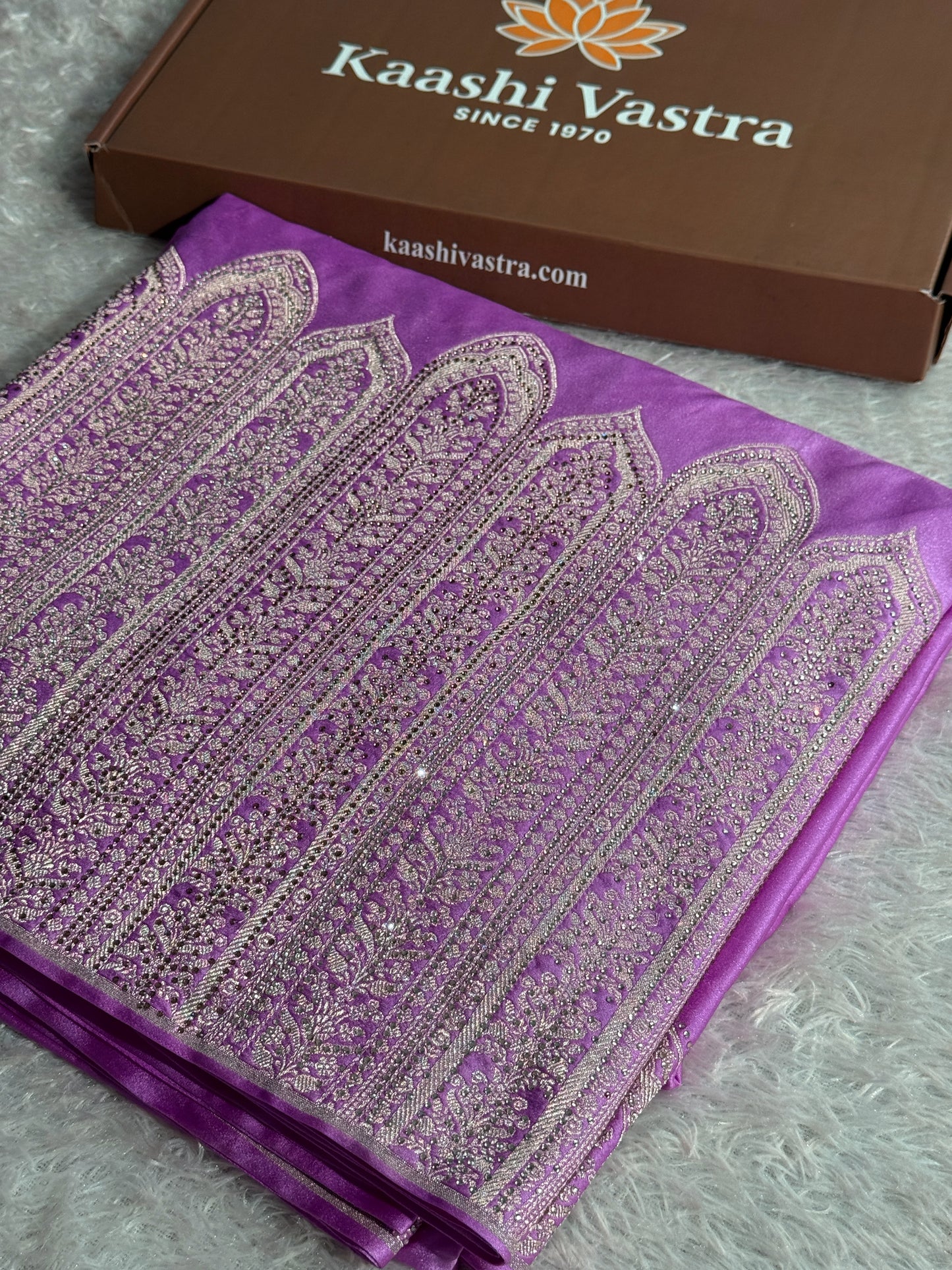 Bridal Lavender colour premium Banarasi Mashru katan silk saree MK268