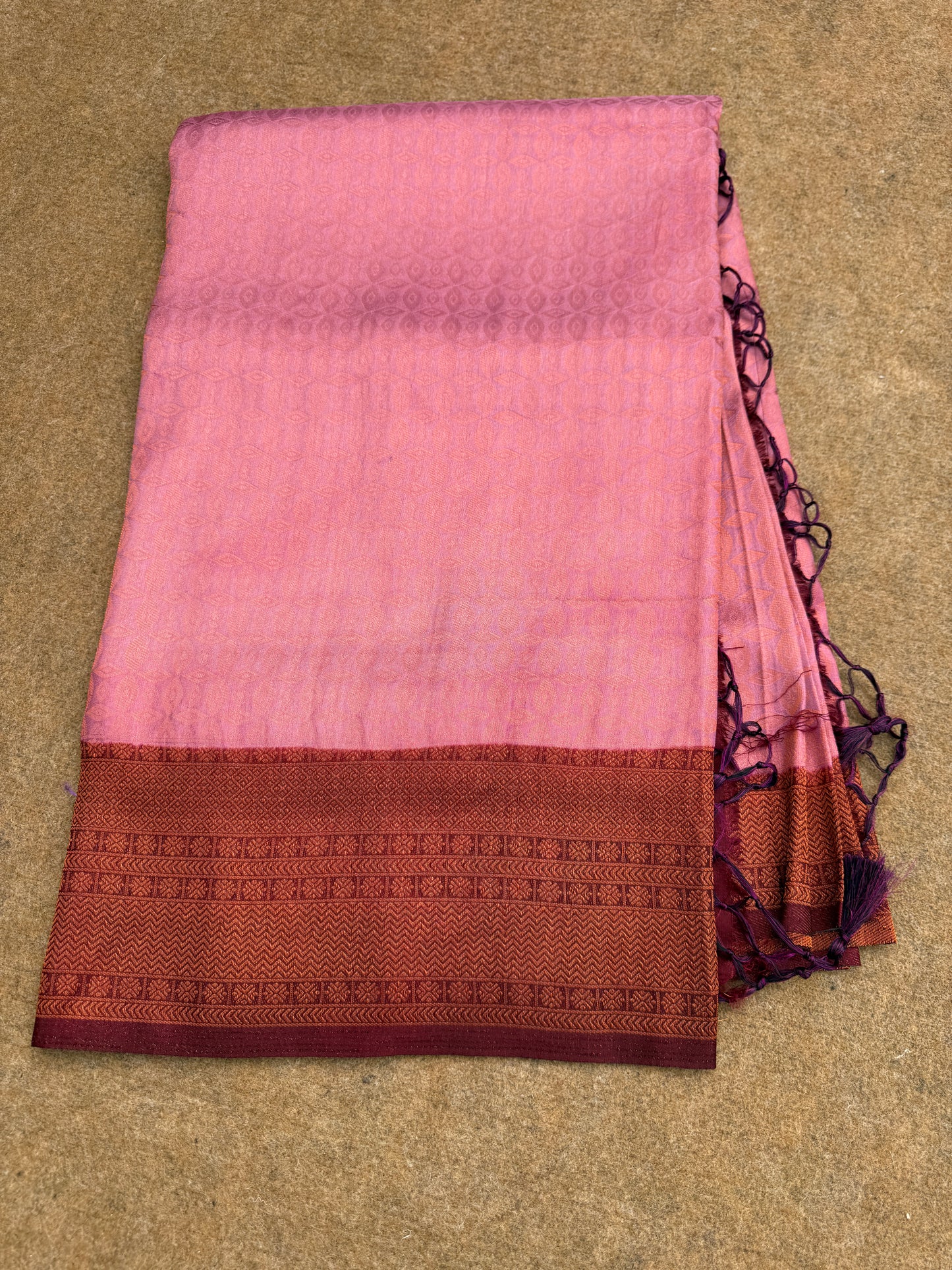 Kubera pattu silk saree. KP105