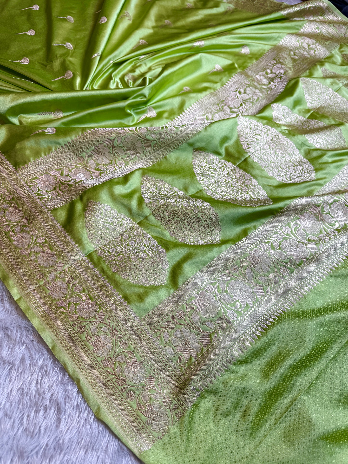 Pista color premium Banarasi Mashru katan silk saree MK224