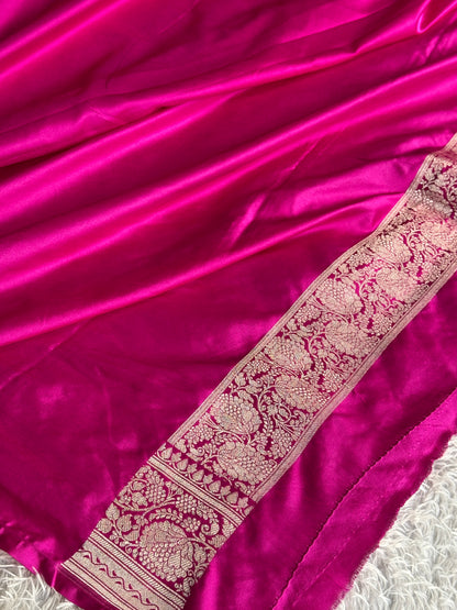 Rani pink with off white colour premium Banarasi Mashru katan silk saree MK351