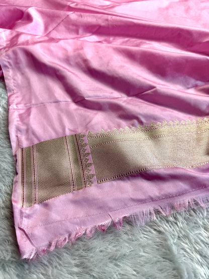 Lavender color premium Banarasi tilfi Mashru katan silk saree MK184