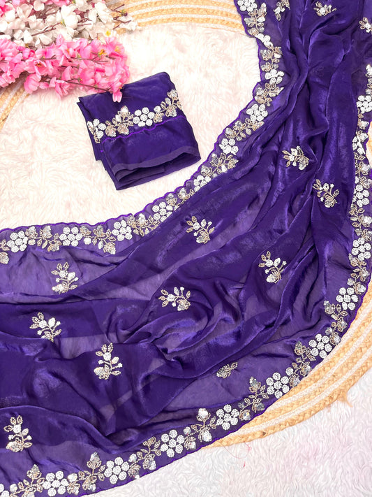 Beautiful Sequence Brits C- pallu work along with all over arco bodar FS101