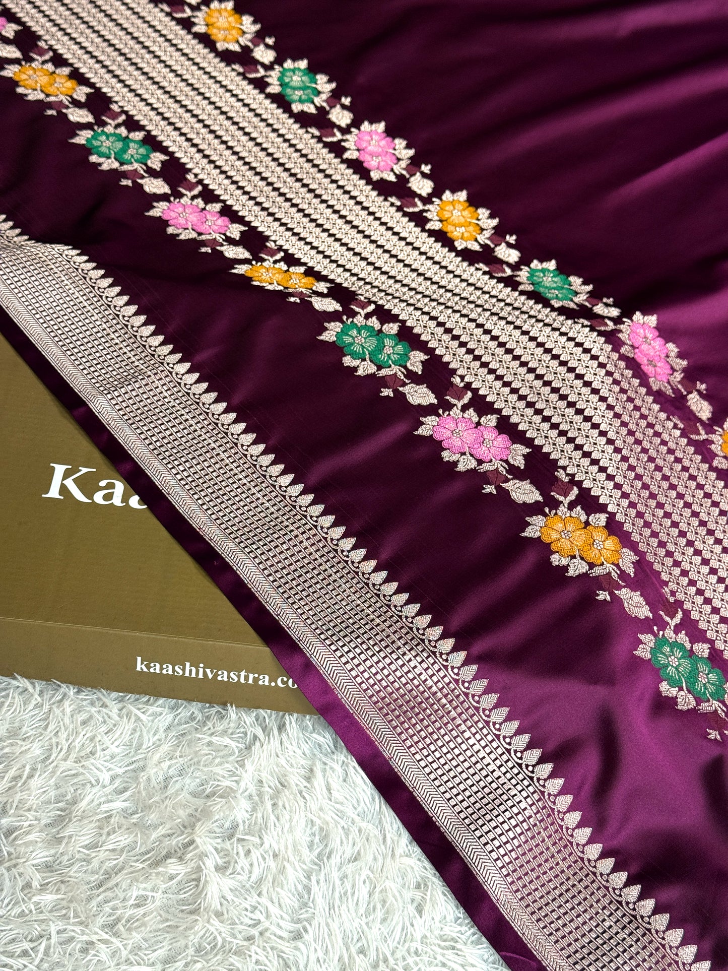 Wine colour premium Banarasi tilfi Mashru katan silk saree MK332