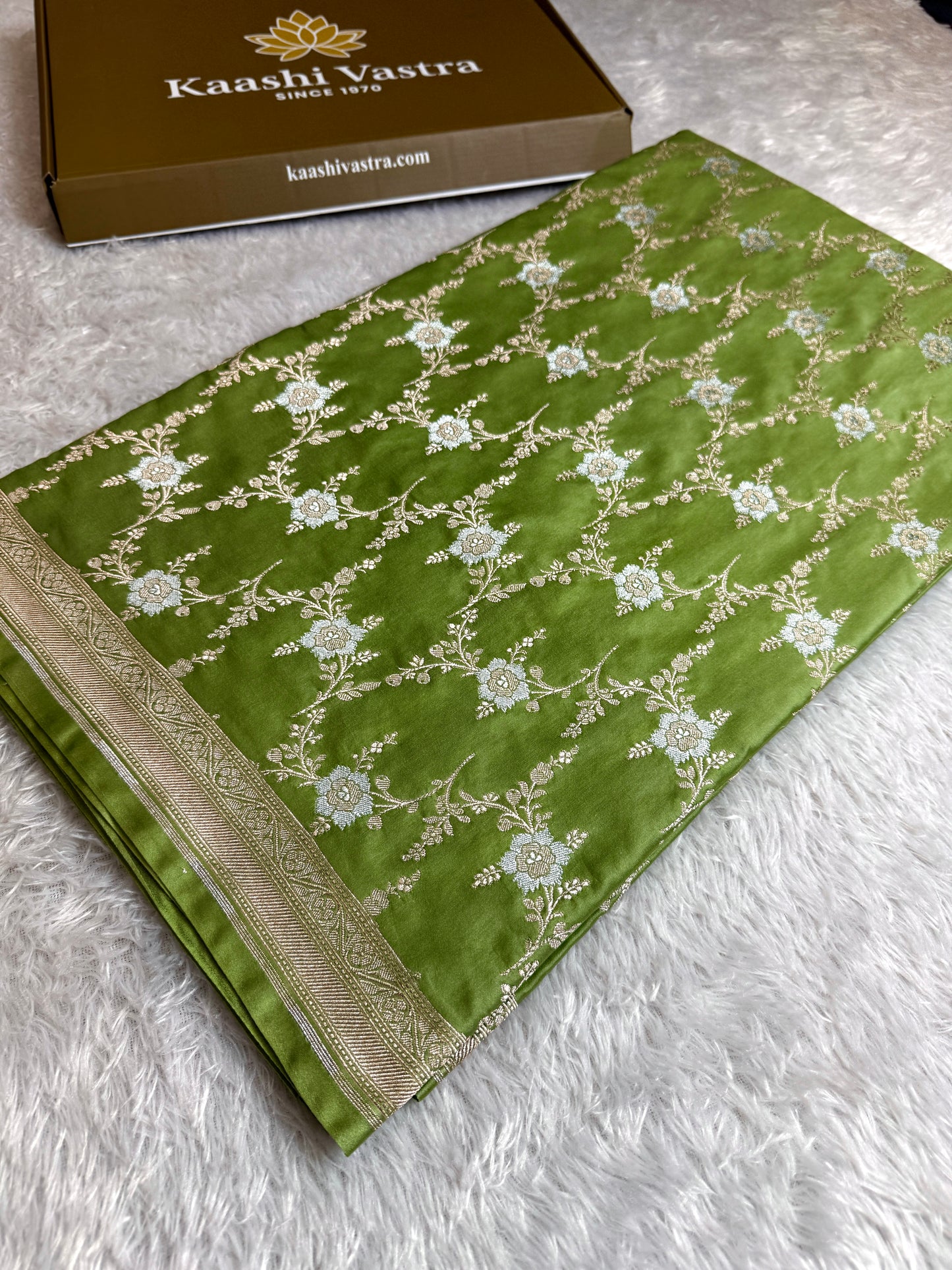 Pista green premium Banarasi Mashru katan silk saree MK219