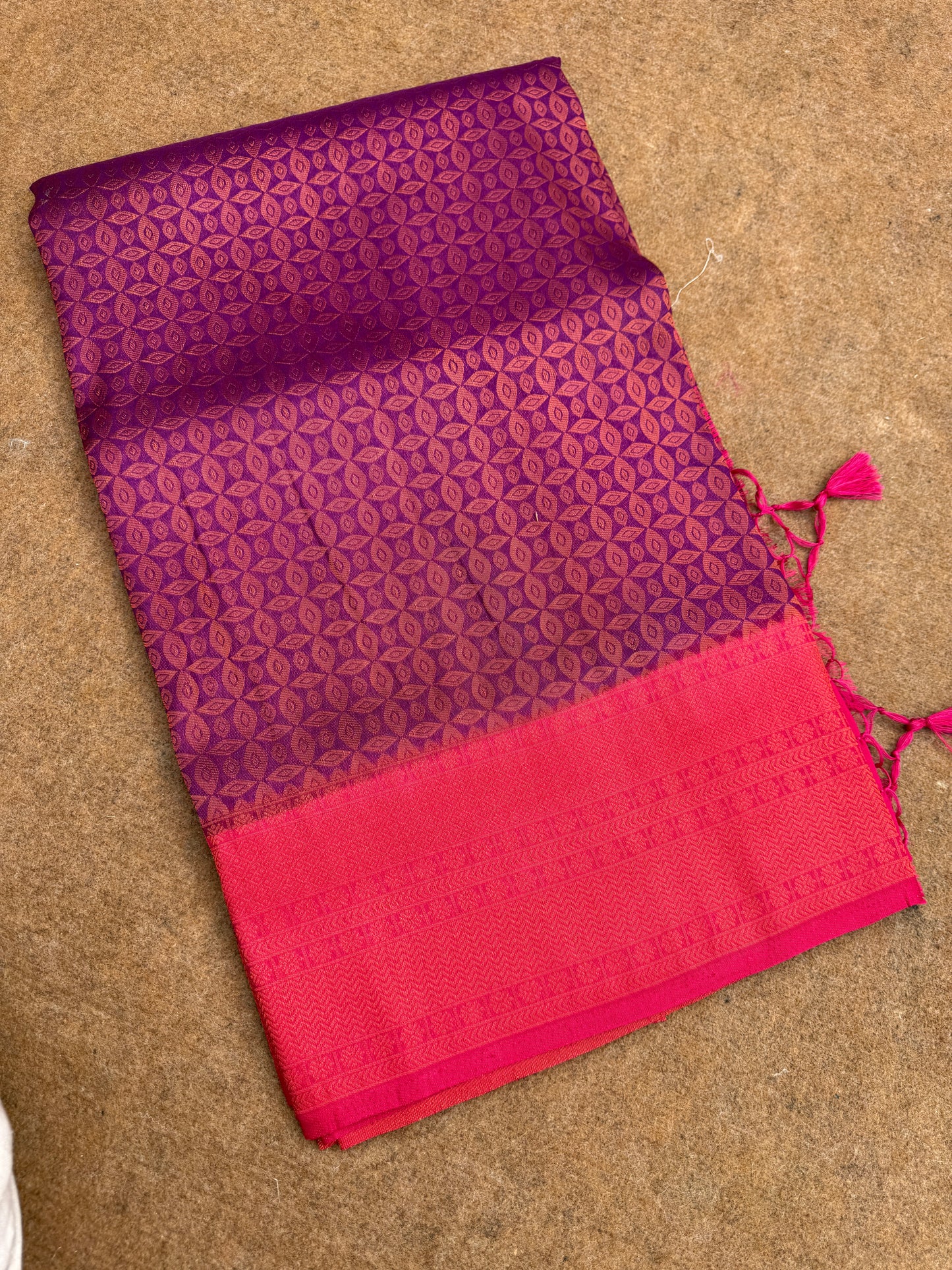 Kubera pattu silk saree. KP105