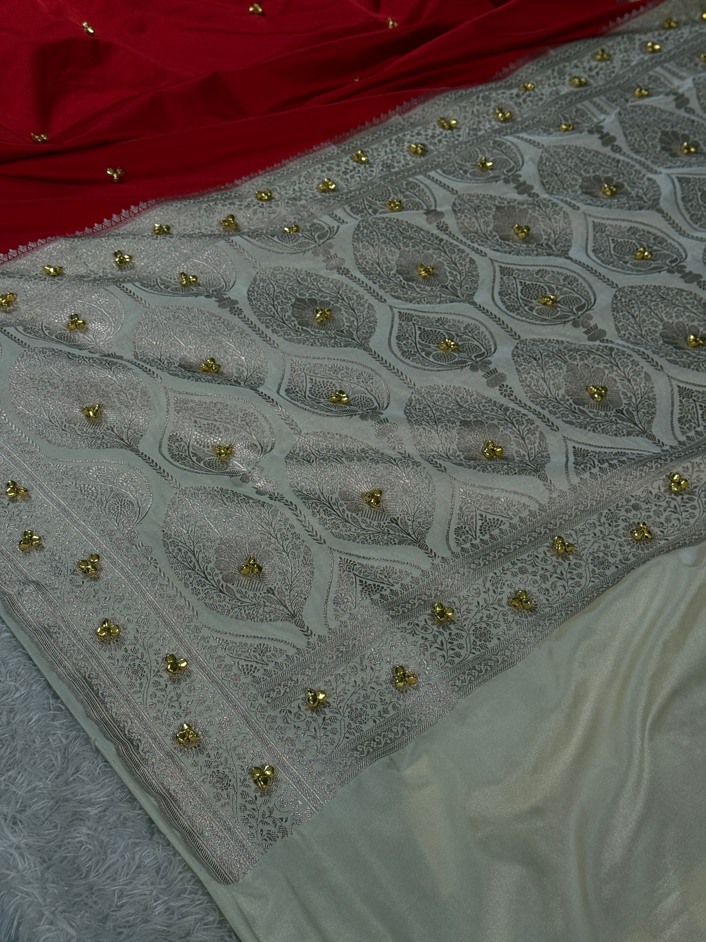 Red with off white colour premium Banarasi Mashru katan silk saree MK346