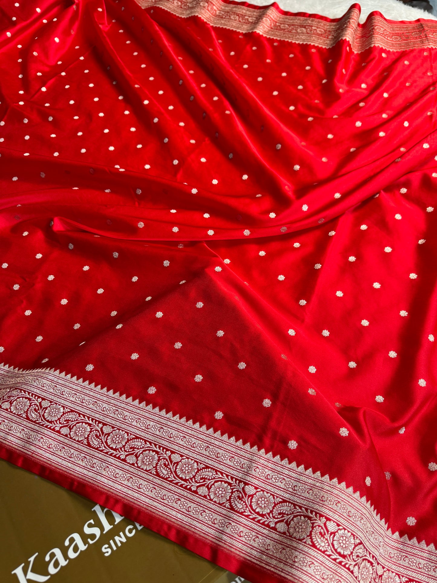 Blood red premium Banarasi Mashru katan silk saree MK225