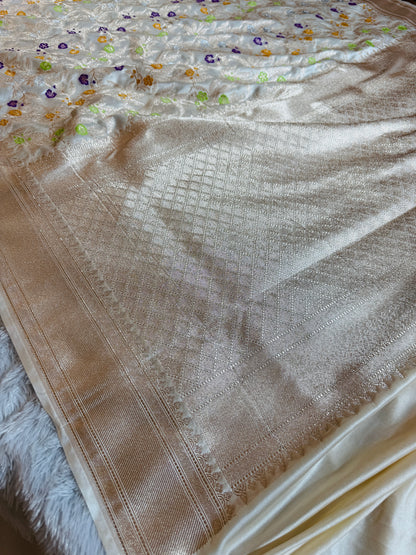 Off white premium Banarasi Mashru katan silk saree MK184