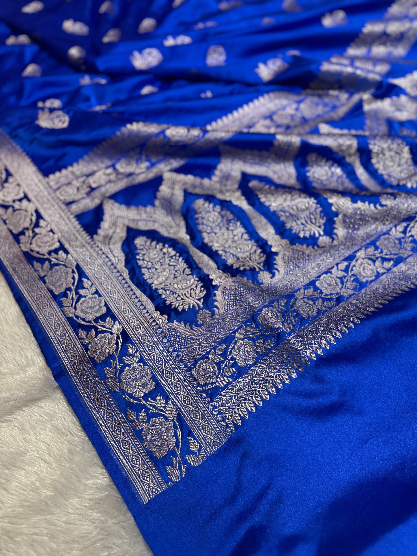 Royal blue premium Banarasi Mashru katan silk saree MK156