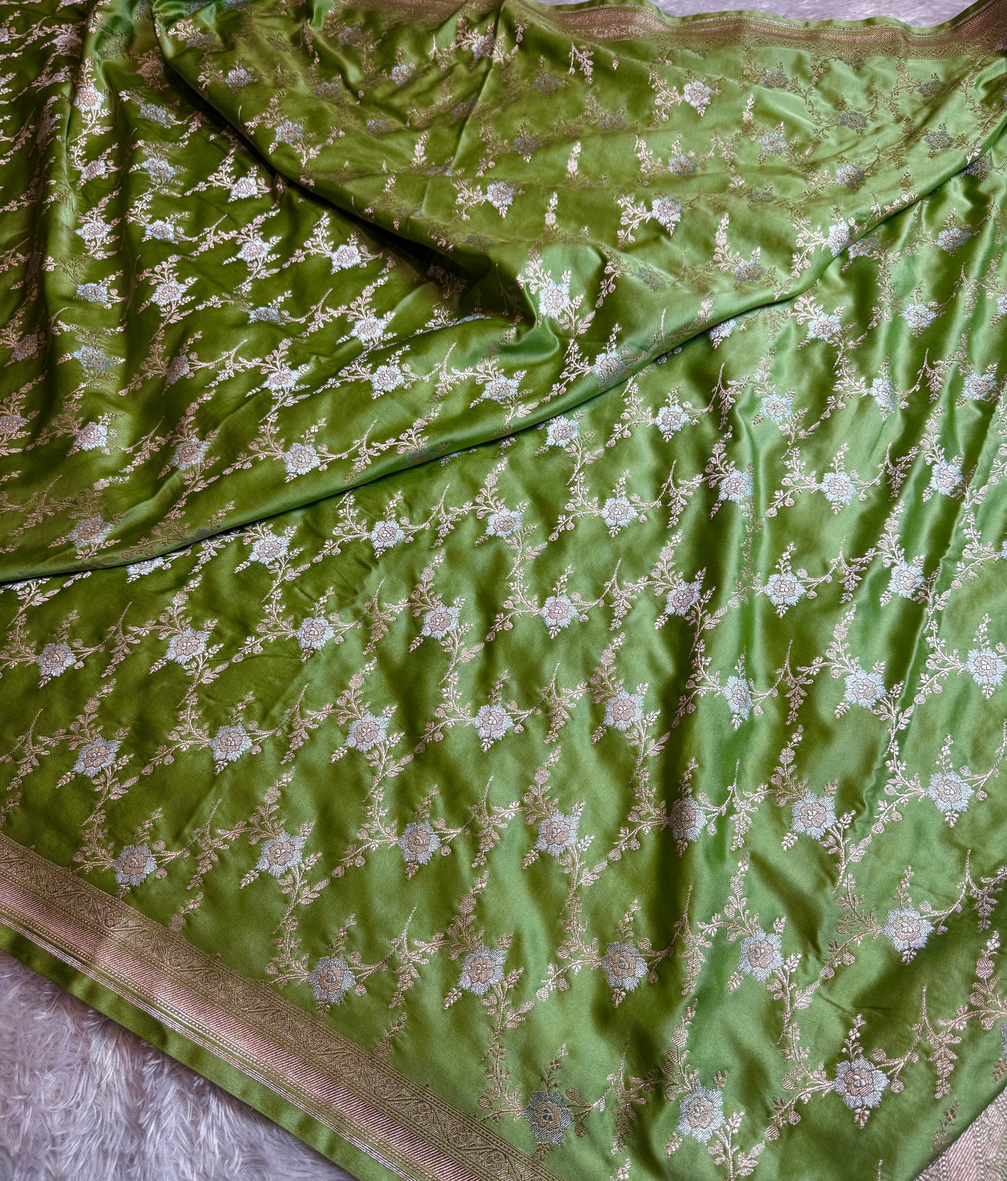 Pista green premium Banarasi Mashru katan silk saree MK219