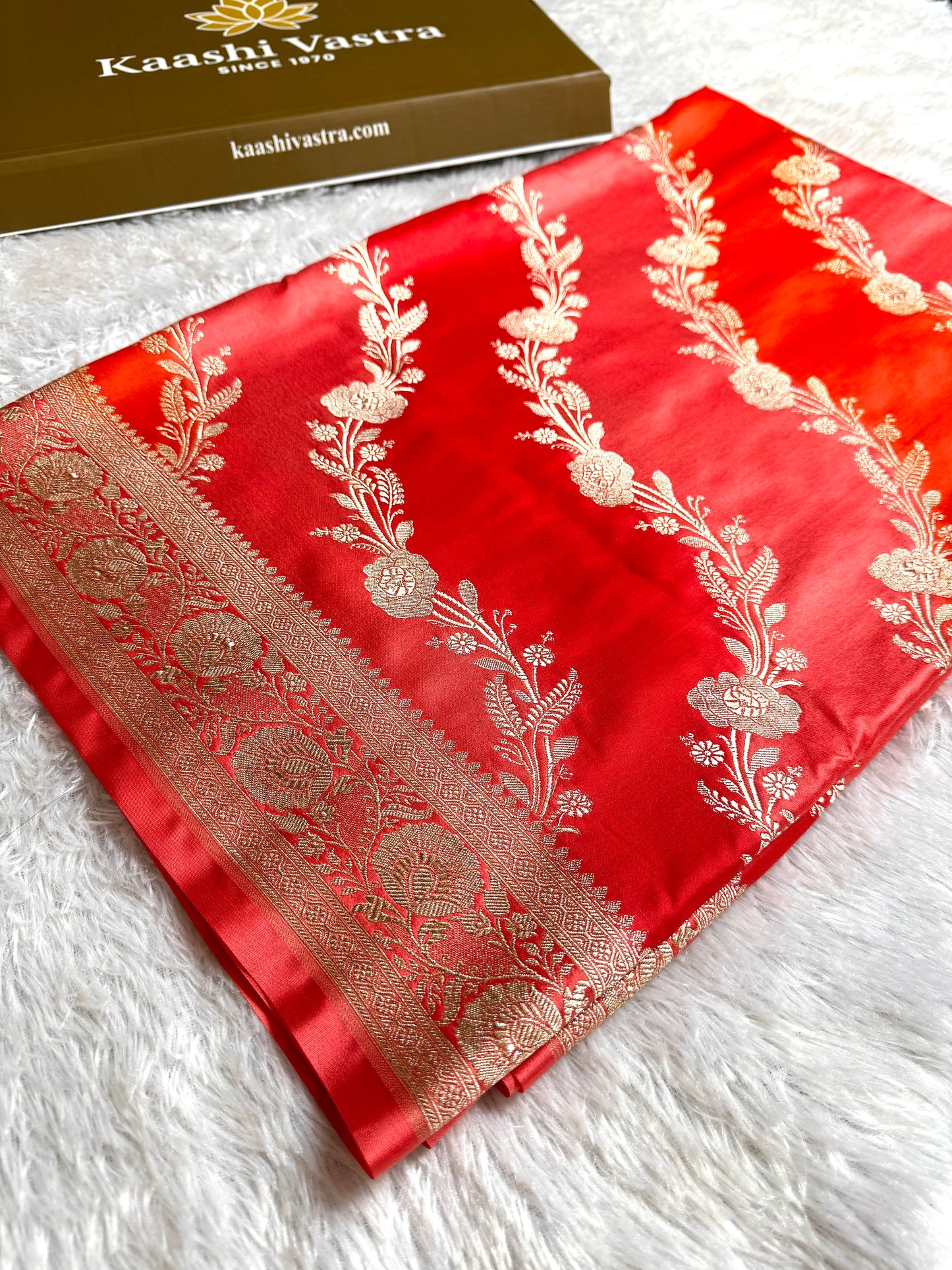 Premium hand brush Banarasi Mashru katan silk saree MK223