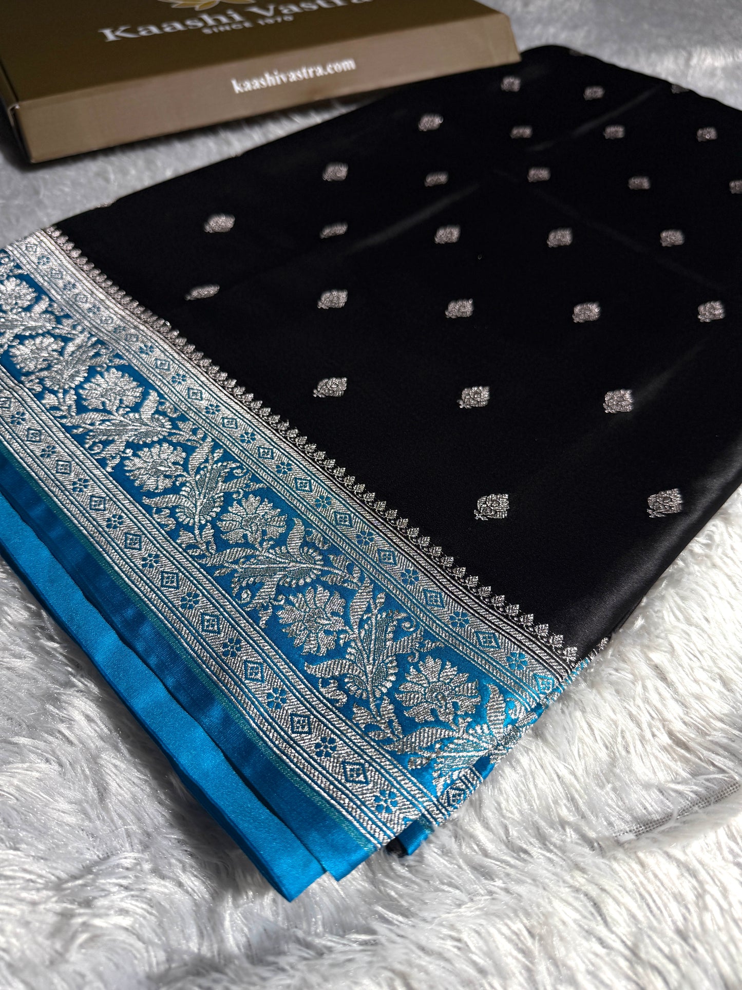 Black and sky blue contrast Banarasi Mashru katan silk saree MK182