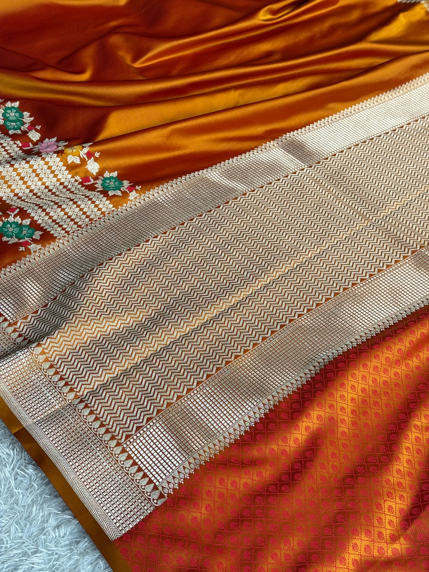 Orange colour premium Banarasi tilfi Mashru katan silk saree MK332