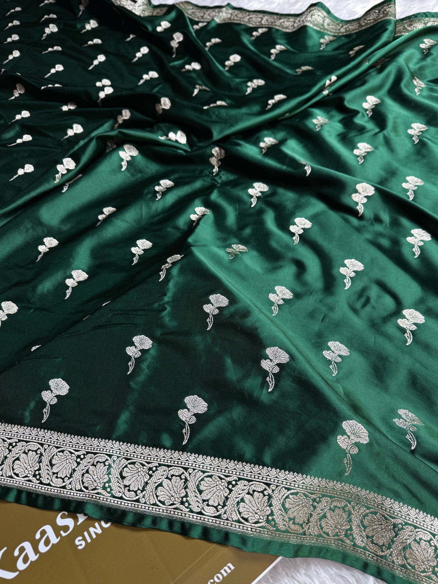Bottle green premium Banarasi Mashru katan silk saree MK226