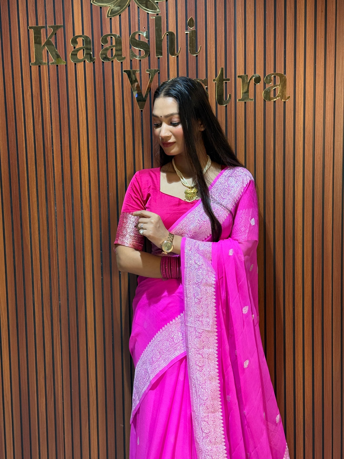 Strawberry pink premium Banarasi pure khaddi chiffon silk saree KC103