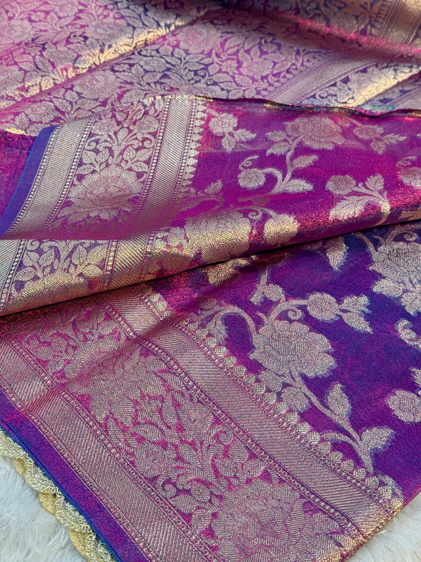 Baigni color Banarasi tissue silk saree with lace border TS106