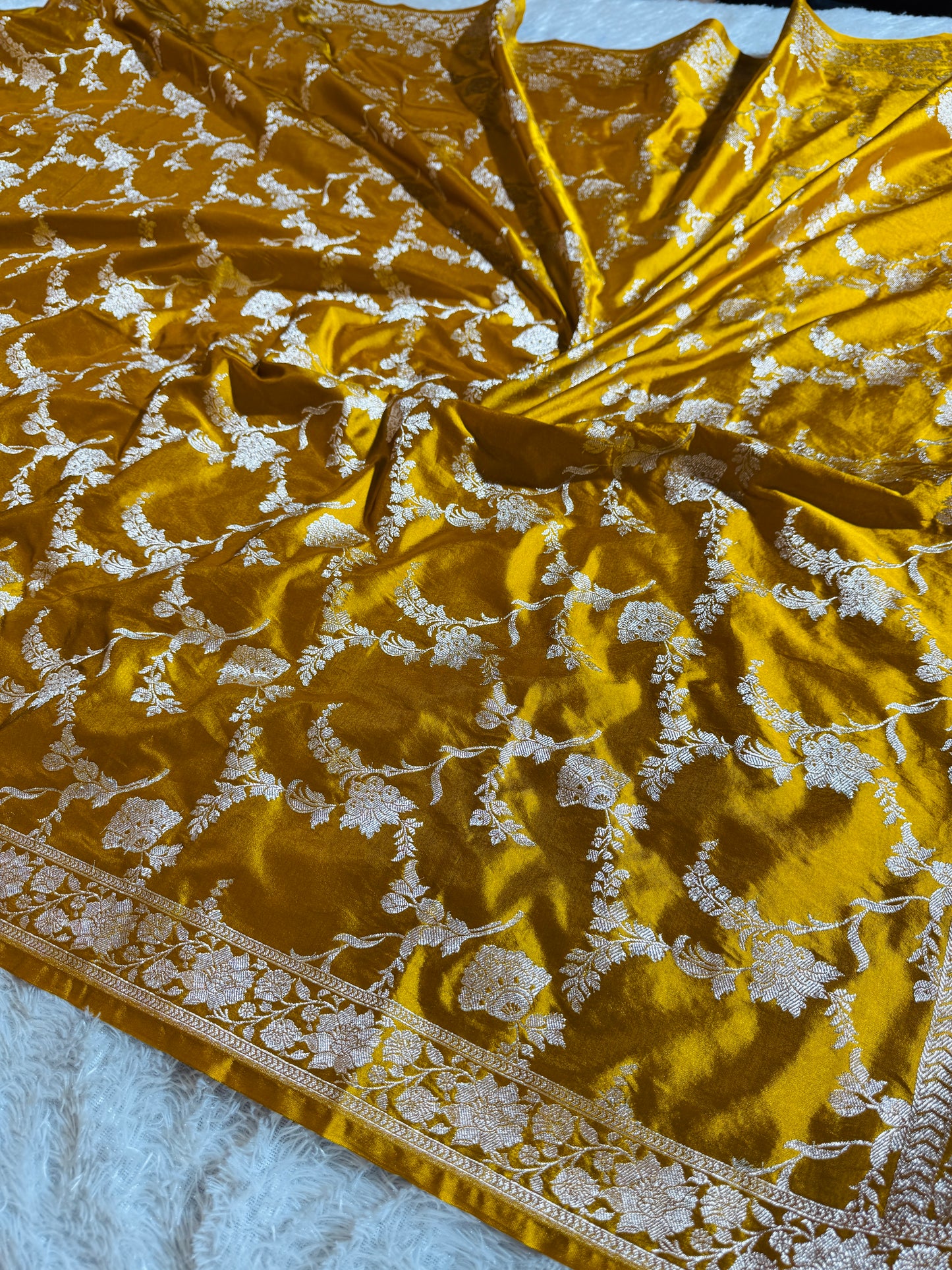 Dusty mustard premium Banarasi Mashru katan silk saree MK221