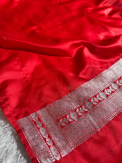 Chilli red Premium Banarasi Mashru katan silk saree MK188