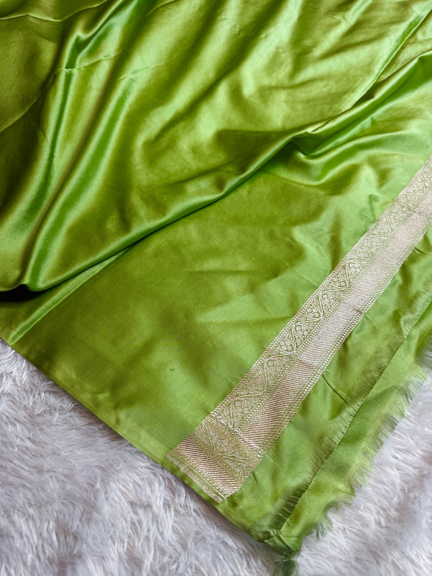 Pista green premium Banarasi Mashru katan silk saree MK219