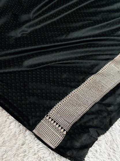 Black colour premium Banarasi tilfi Mashru katan silk saree MK332