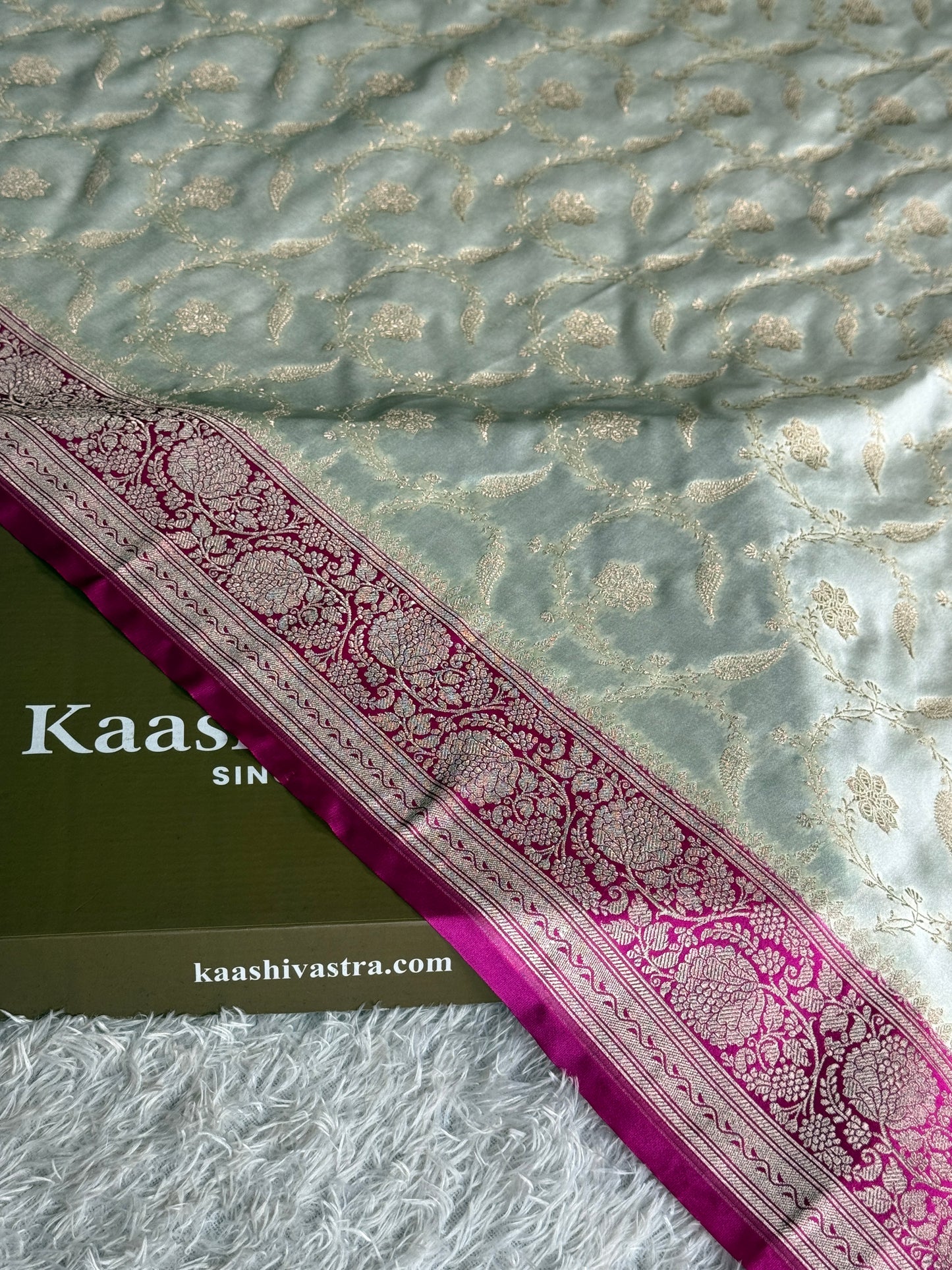 Rani pink with off white colour premium Banarasi Mashru katan silk saree MK351