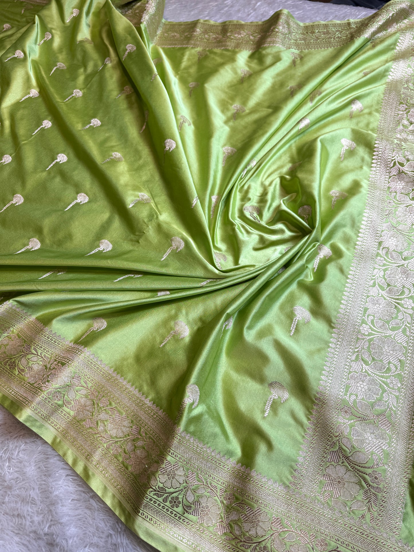 Pista color premium Banarasi Mashru katan silk saree MK224
