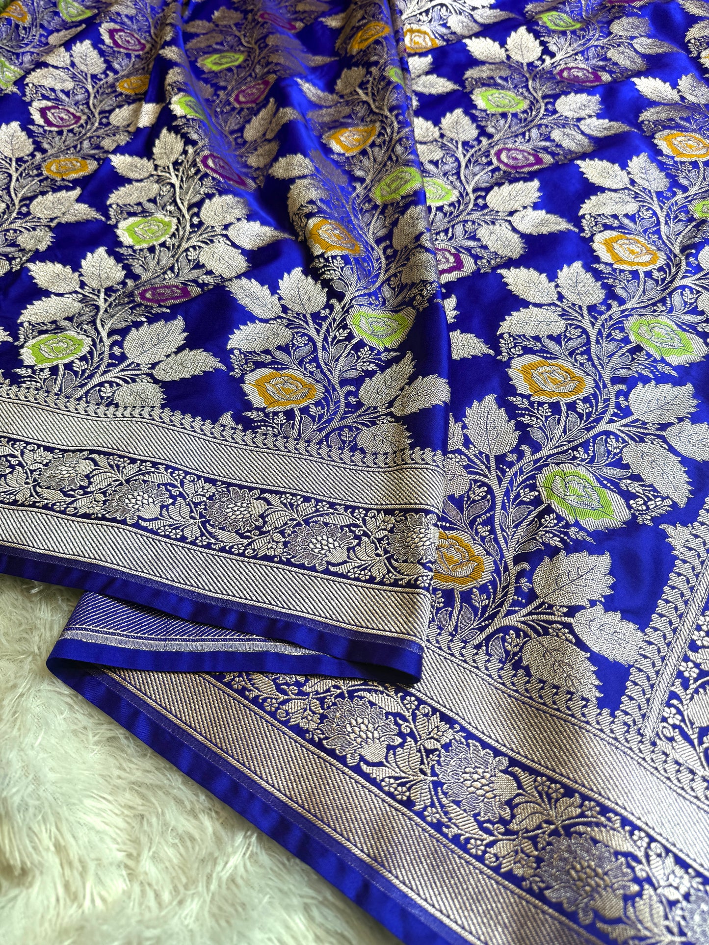Royal blue premium tilfi Banarasi Mashru katan silk saree MK216